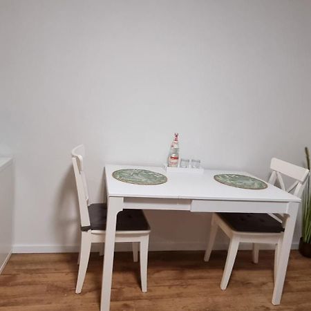 Studio Apartment Naehe S-Bahn Inklusive Parkplatz Oberesslingen Exterior photo